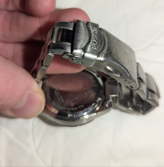 Fossil Watch - Picture 2 of 2